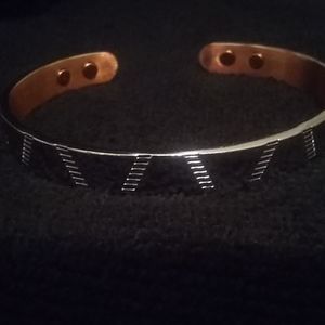 2 tone copper magnetic cuff